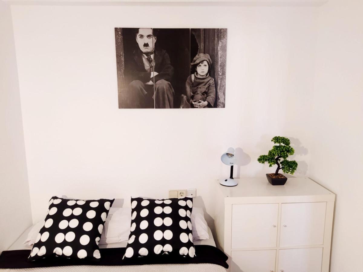 Movie Stars Apartment, ガンディア エクステリア 写真